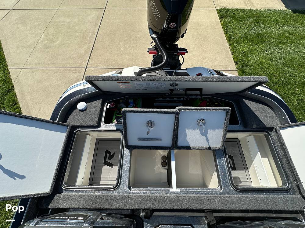 Slide: The Image of Ranger Boats Z520R 2023 - 15341300
