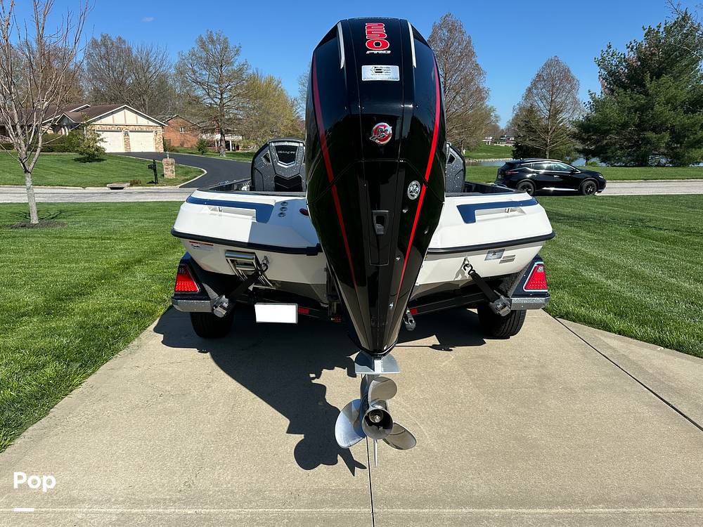 Slide: The Image of Ranger Boats Z520R 2023 - 15341256