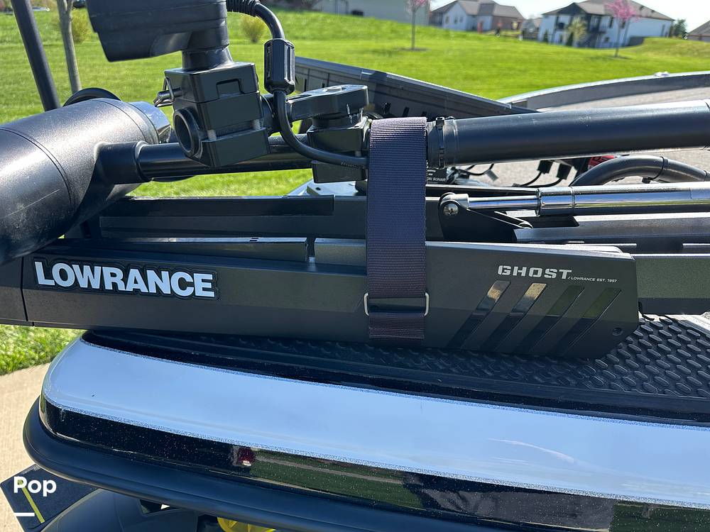 Slide: The Image of Ranger Boats Z520R 2023 - 15341317
