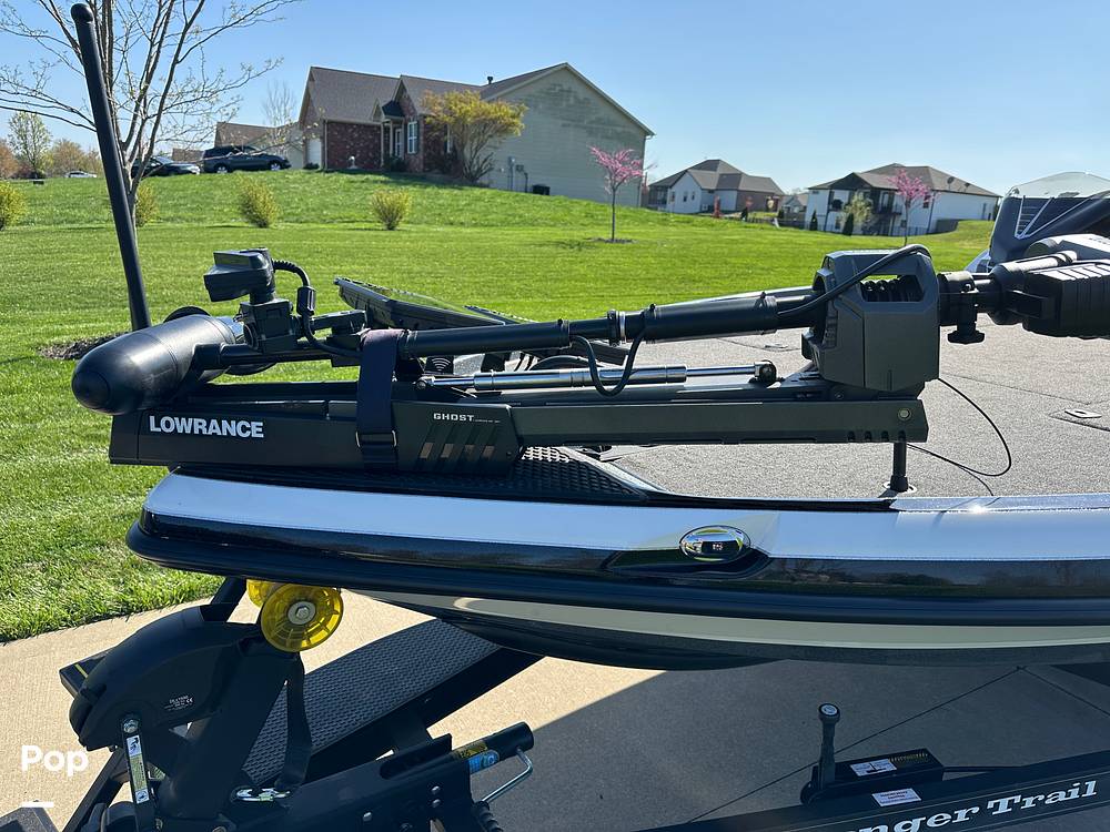 Slide: The Image of Ranger Boats Z520R 2023 - 15341318