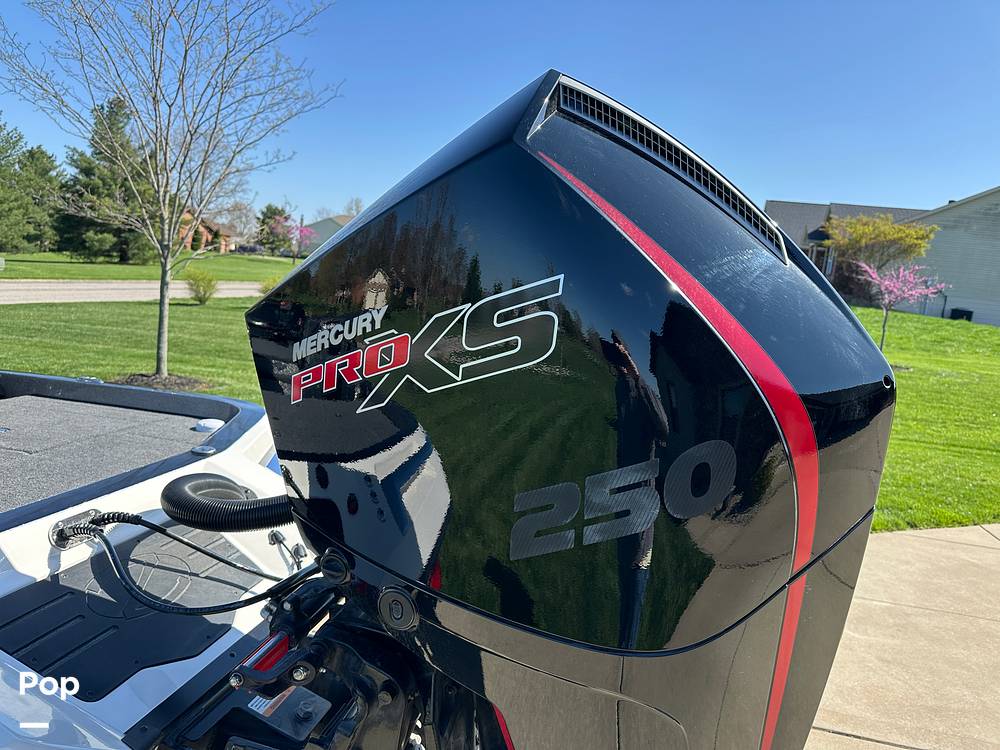 Slide: The Image of Ranger Boats Z520R 2023 - 15341333