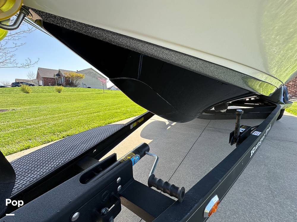 Slide: The Image of Ranger Boats Z520R 2023 - 15341341