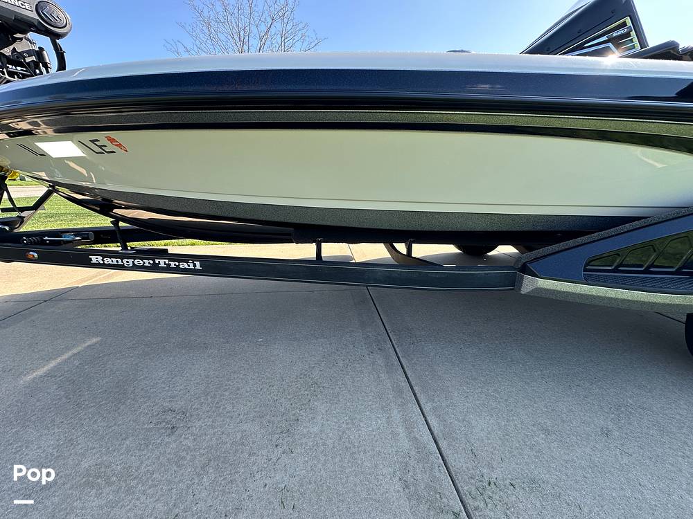 Slide: The Image of Ranger Boats Z520R 2023 - 15341345