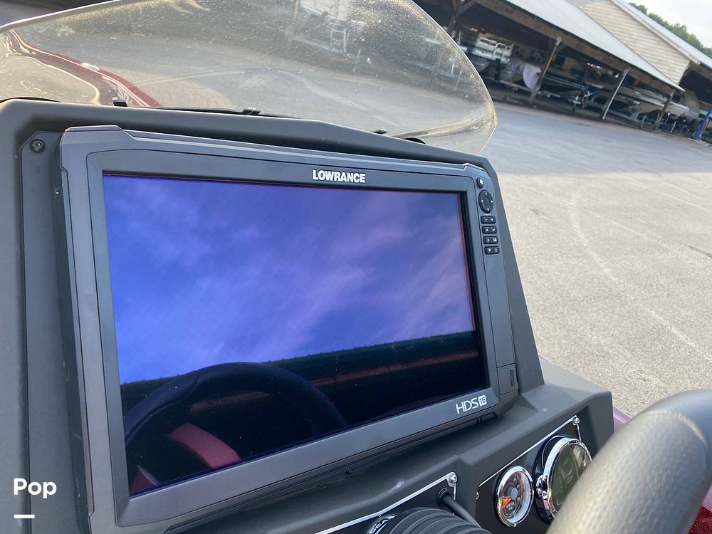 Slide: The Image of Ranger Boats Z521L Icon Comanche 2018 - 51