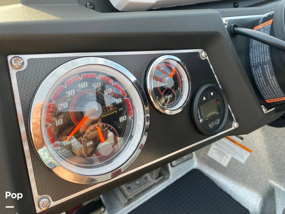 Slide: The Image of Ranger Boats Z521L Icon Comanche 2018 - 53