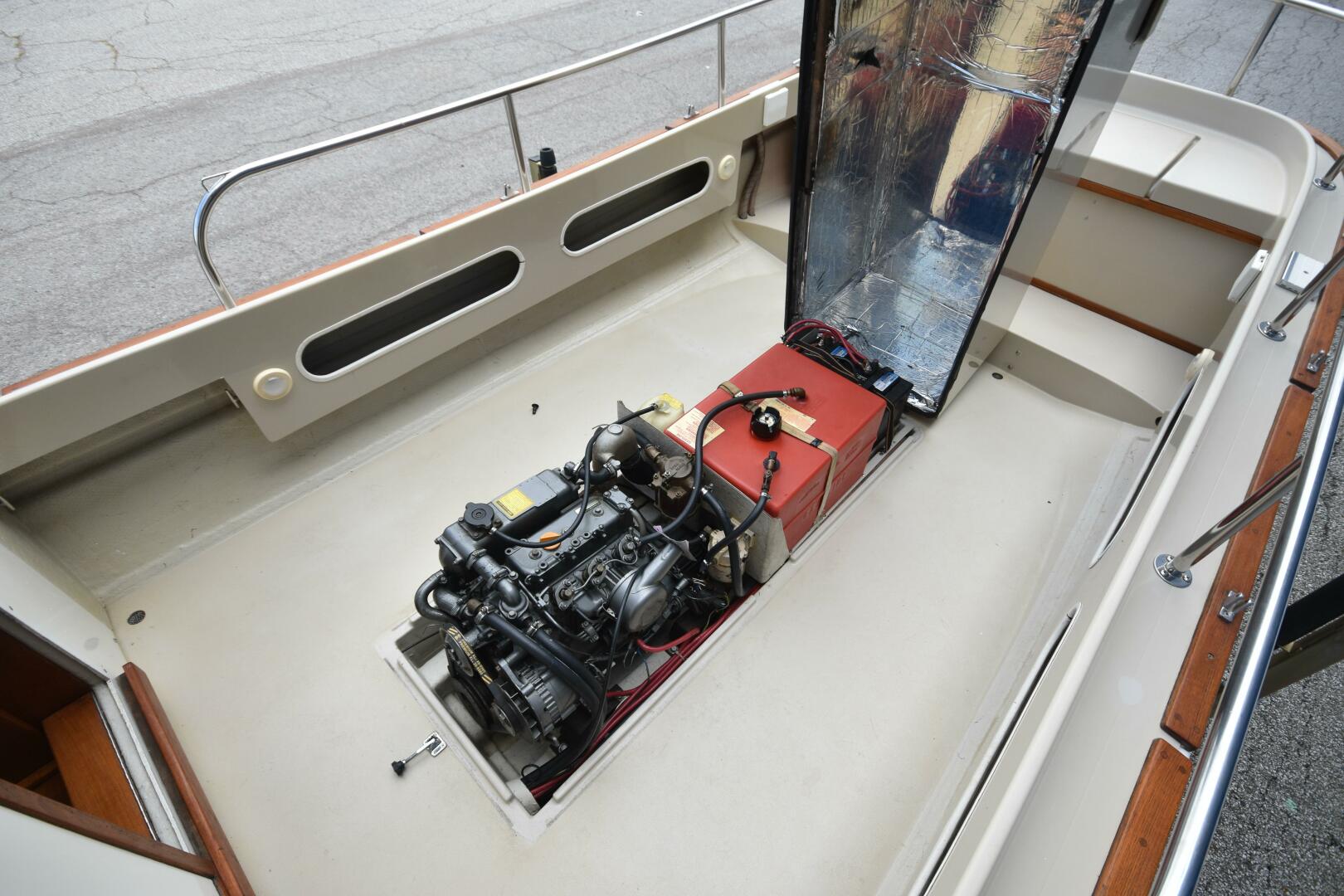 Slide: The Image of Ranger Tug R-21 1994 - 5179391
