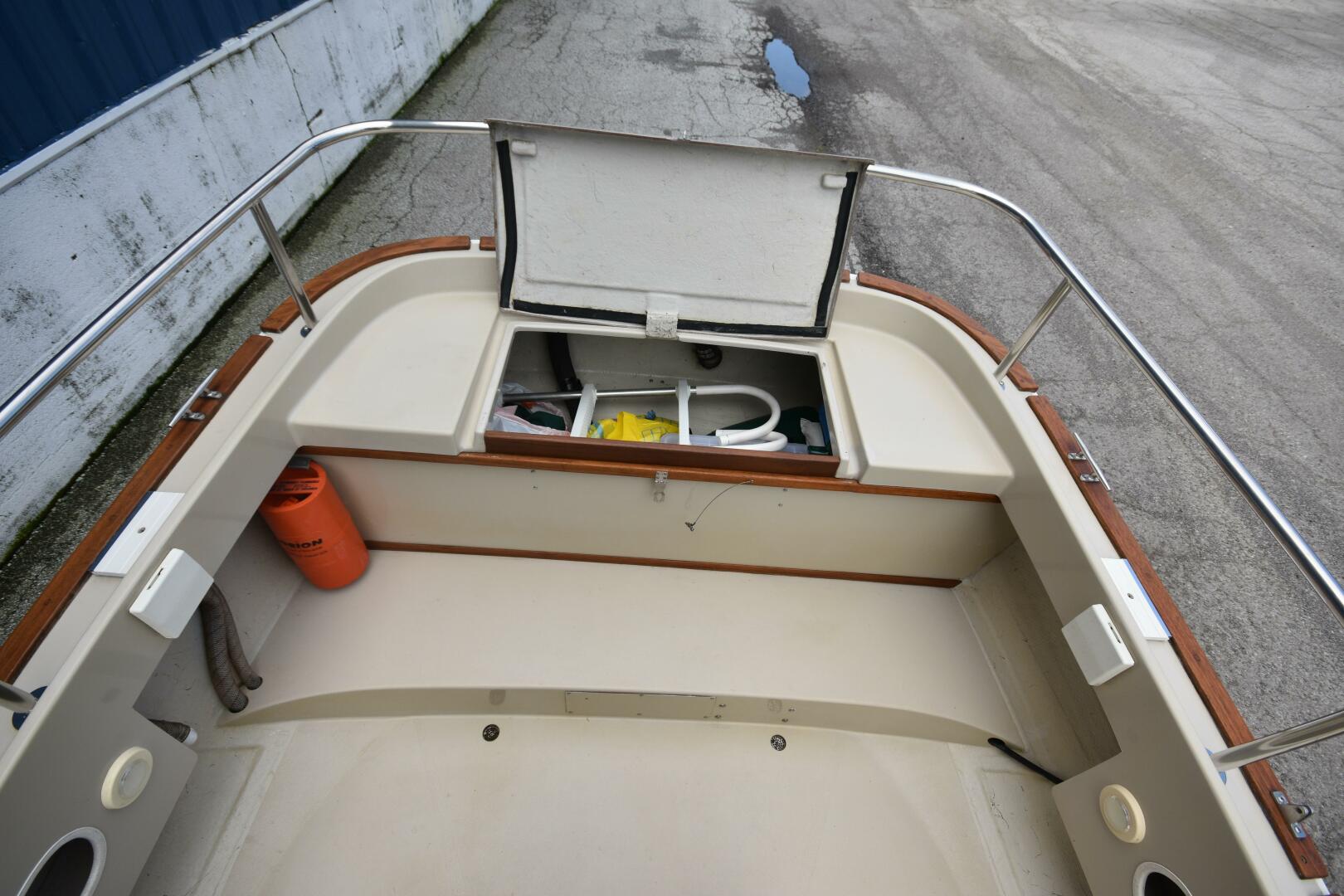 Slide: The Image of Ranger Tug R-21 1994 - 5179406