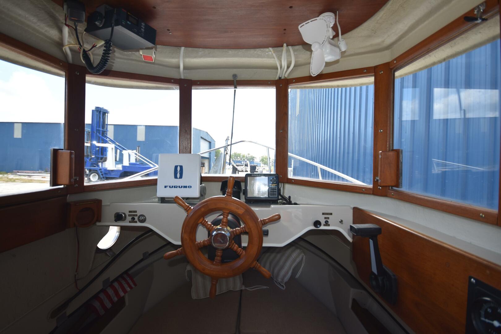 Slide: The Image of Ranger Tug R-21 1994 - 5179410