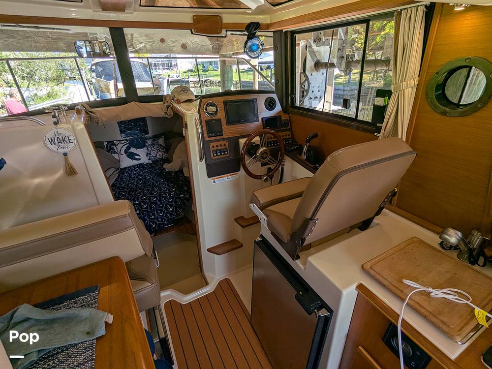 Slide: The Image of Ranger Tug R-23 2020 - 15268347