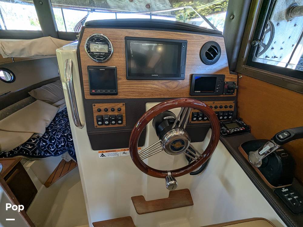 Slide: The Image of Ranger Tug R-23 2020 - 15268349