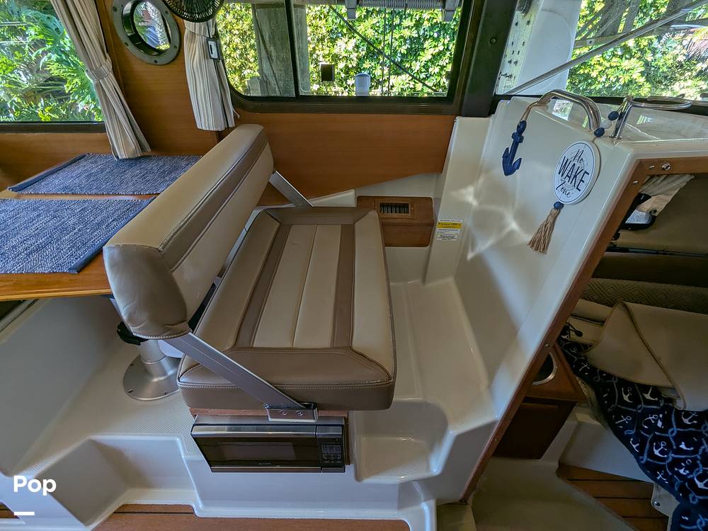 Slide: The Image of Ranger Tug R-23 2020 - 15268361