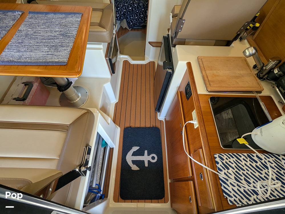 Slide: The Image of Ranger Tug R-23 2020 - 15268375