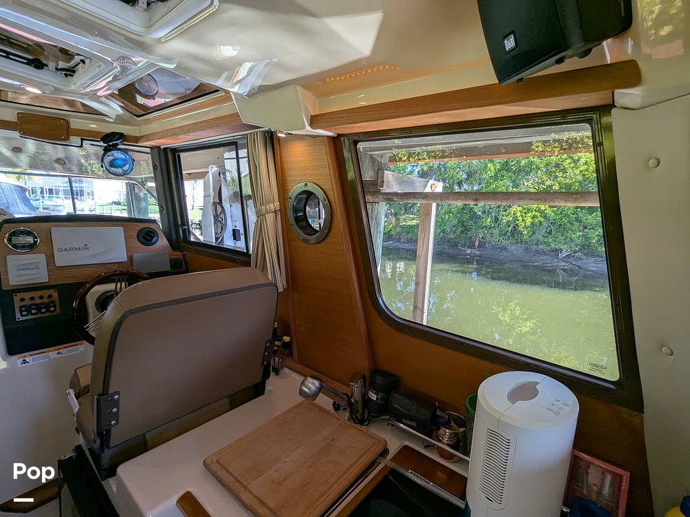 Slide: The Image of Ranger Tug R-23 2020 - 15268377