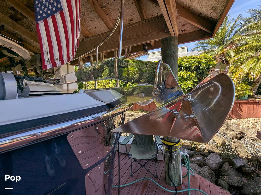 Slide: The Image of Ranger Tug R-23 2020 - 15268410