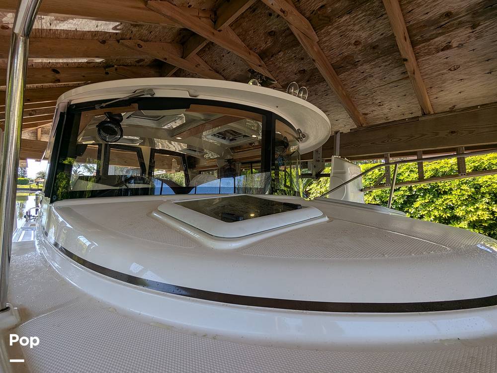 Slide: The Image of Ranger Tug R-23 2020 - 15268413