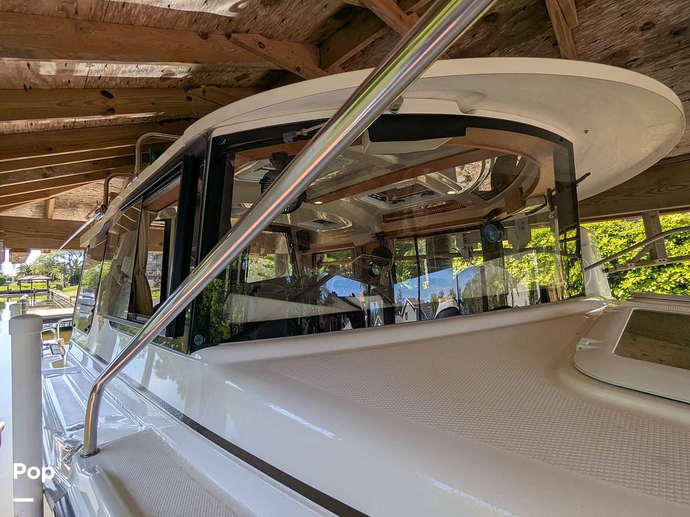 Slide: The Image of Ranger Tug R-23 2020 - 15268414