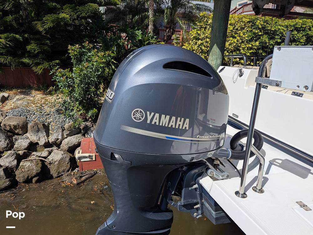 Slide: The Image of Ranger Tug R-23 2020 - 15268423