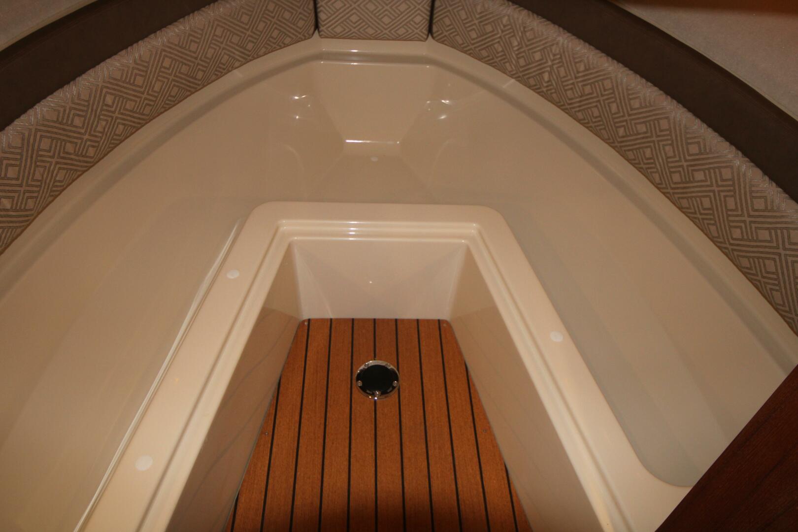 Slide: The Image of Ranger Tug R-23 2021 - 5434908