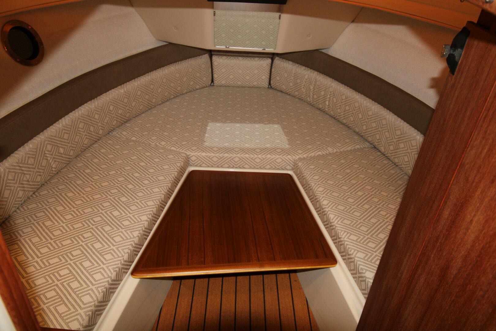 Slide: The Image of Ranger Tug R-23 2021 - 5434911