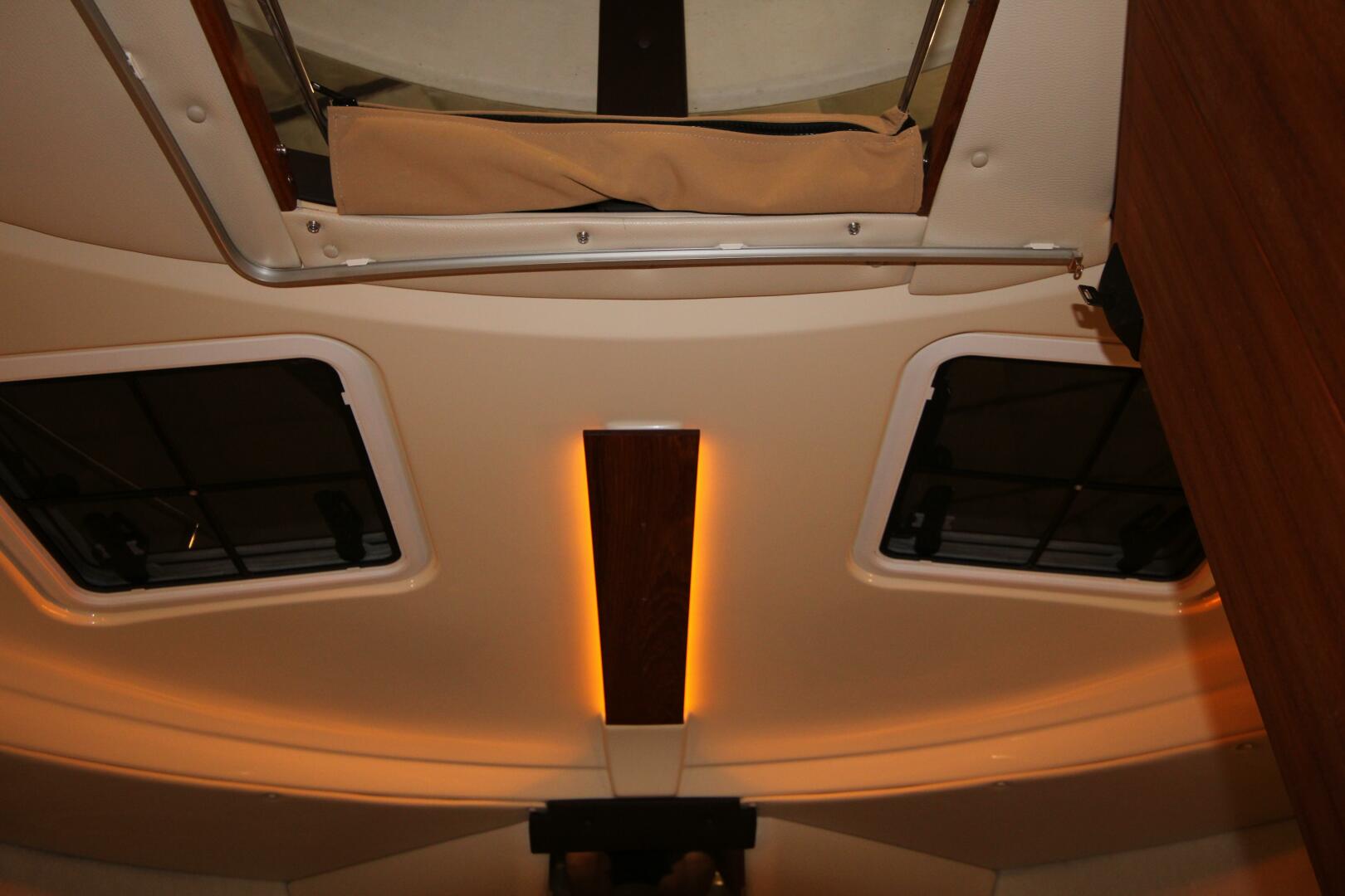 Slide: The Image of Ranger Tug R-23 2021 - 5434913