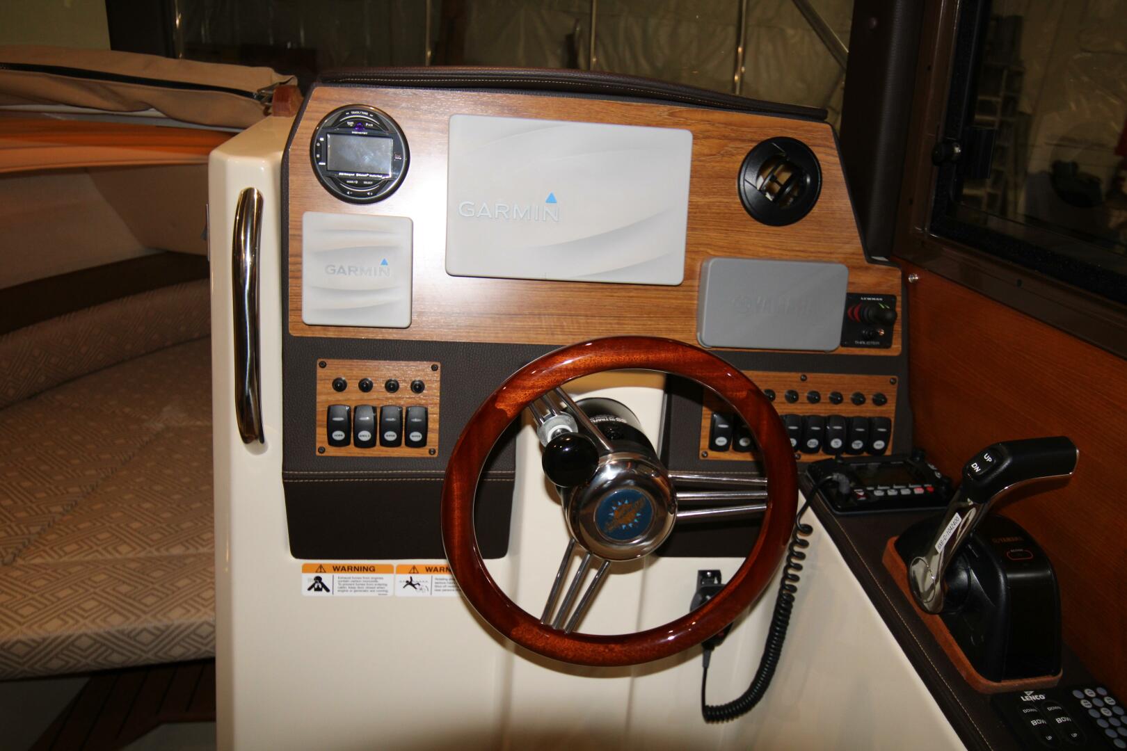 Slide: The Image of Ranger Tug R-23 2021 - 5434919