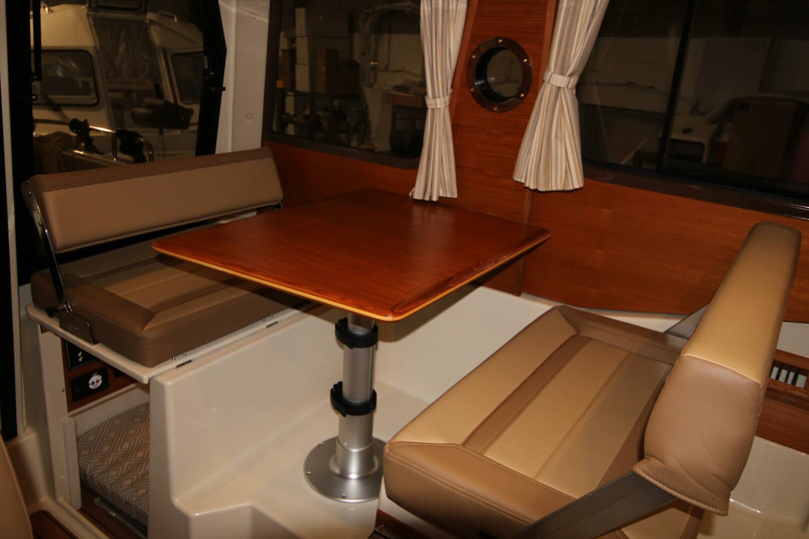 Slide: The Image of Ranger Tug R-23 2021 - 5434930