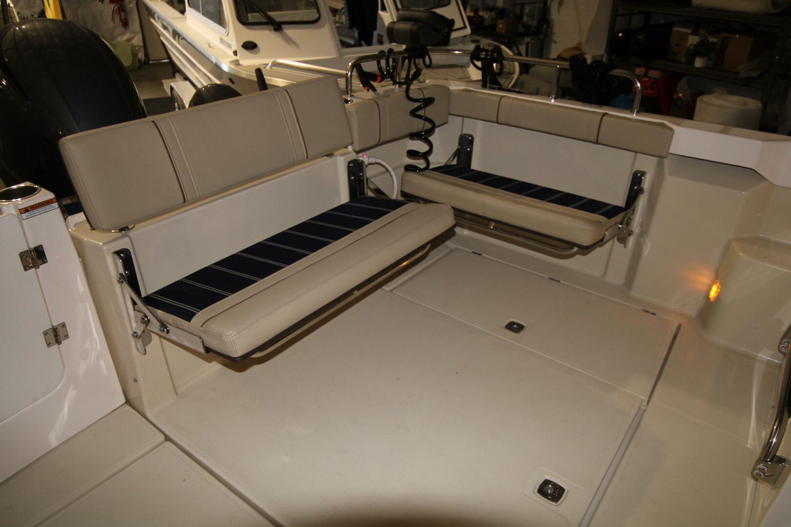 Slide: The Image of Ranger Tug R-23 2021 - 5434942