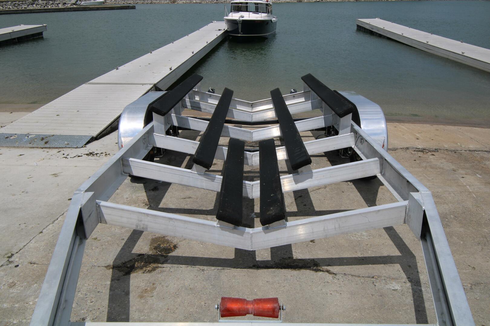 Slide: The Image of Ranger Tug R-23 2021 - 5434974