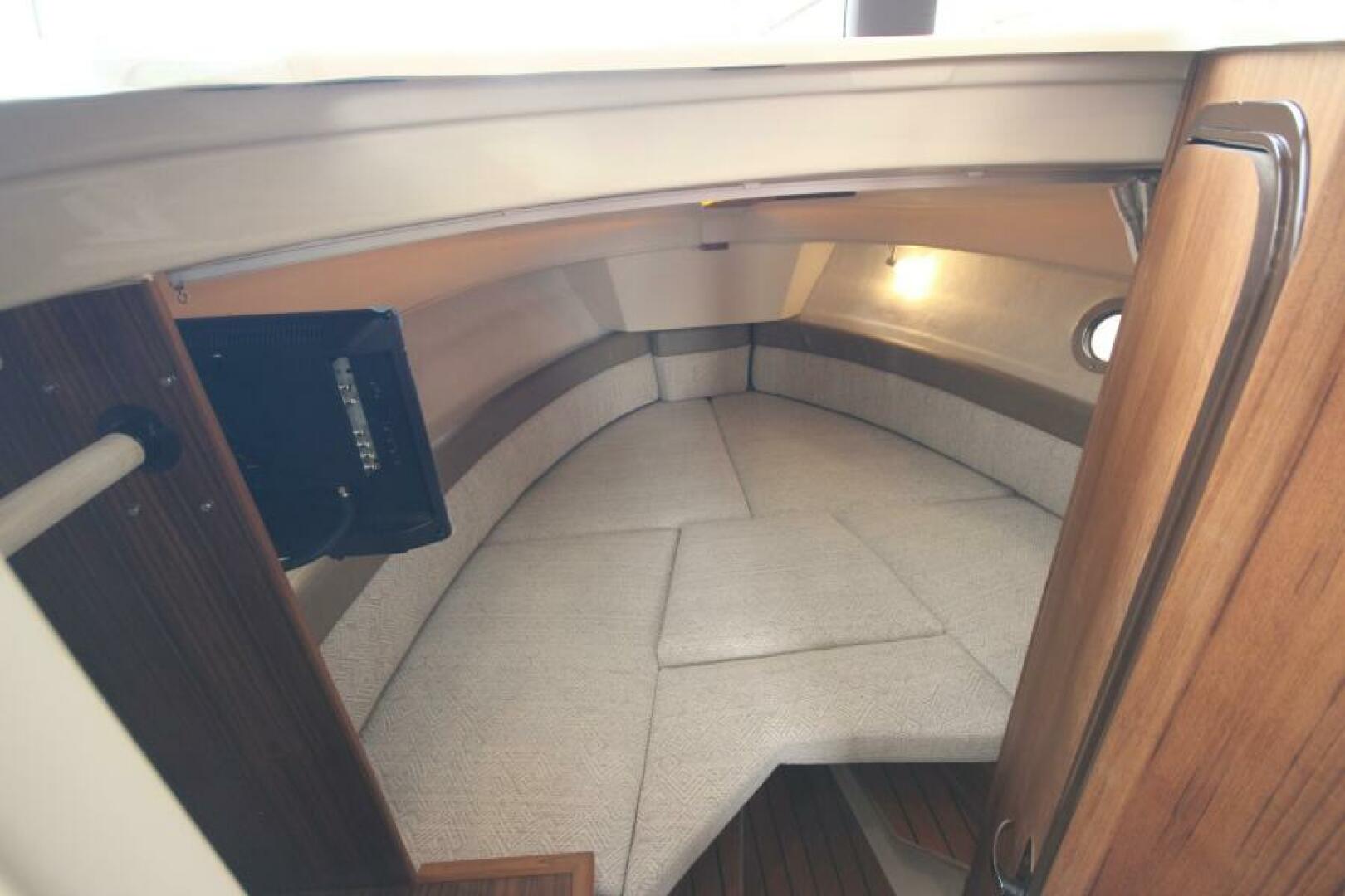 Slide: The Image of Ranger Tug R-25 Luxury Edition 2025 - 5177045