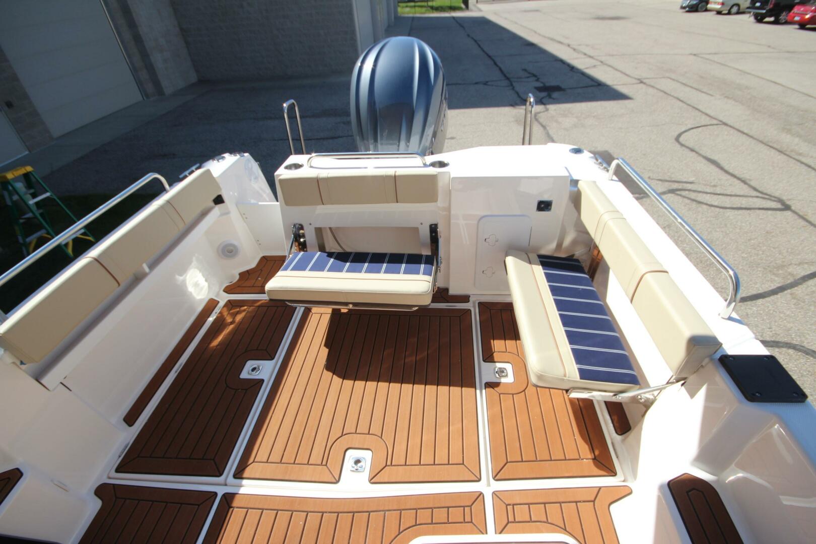 Slide: The Image of Ranger Tug R-25 Luxury Edition 2025 - 5594797