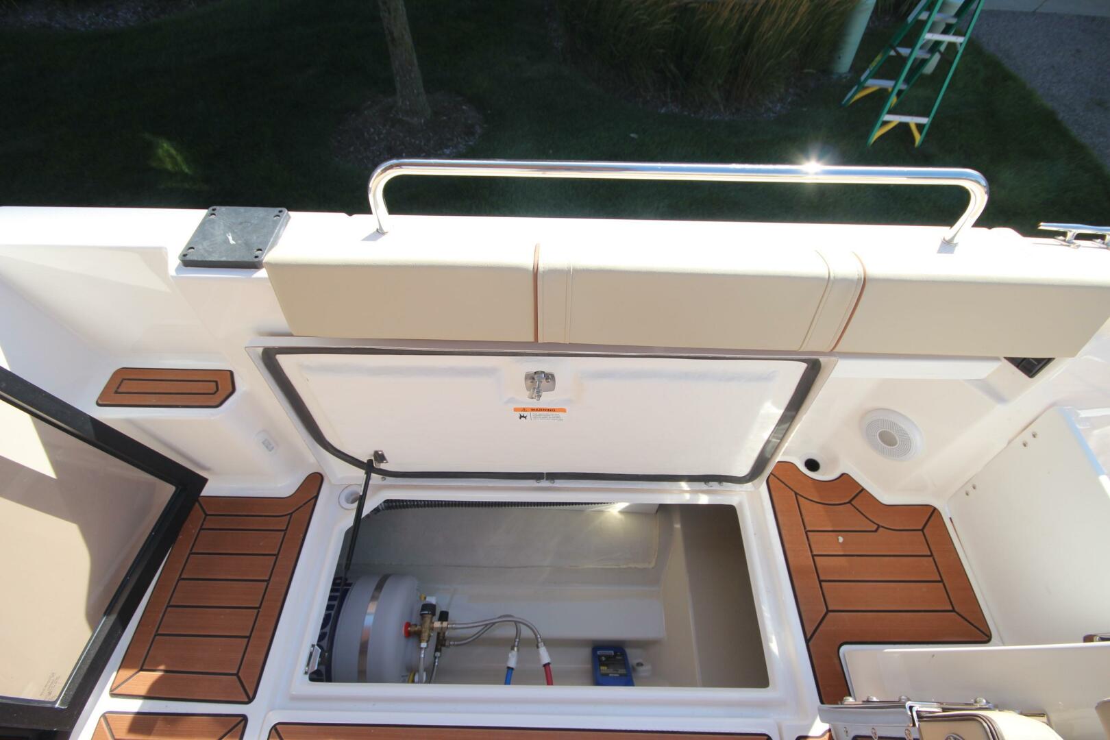 Slide: The Image of Ranger Tug R-25 Luxury Edition 2025 - 5594802