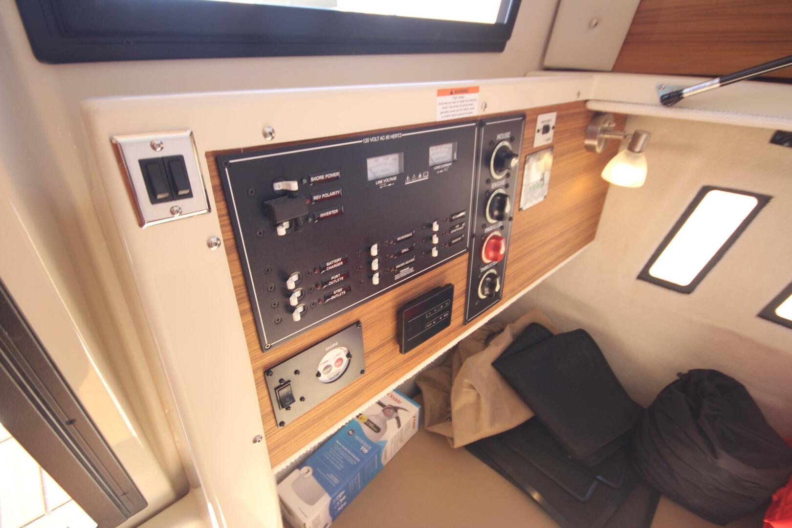 Slide: The Image of Ranger Tug R-25 Luxury Edition 2025 - 5594810