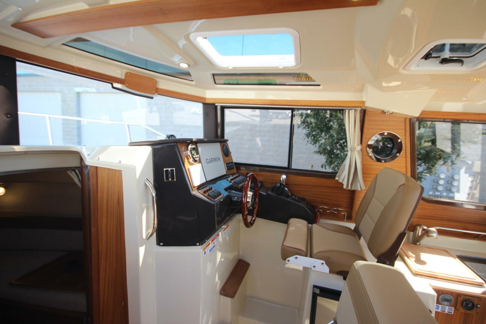 Slide: The Image of Ranger Tug R-25 Luxury Edition 2025 - 5594813