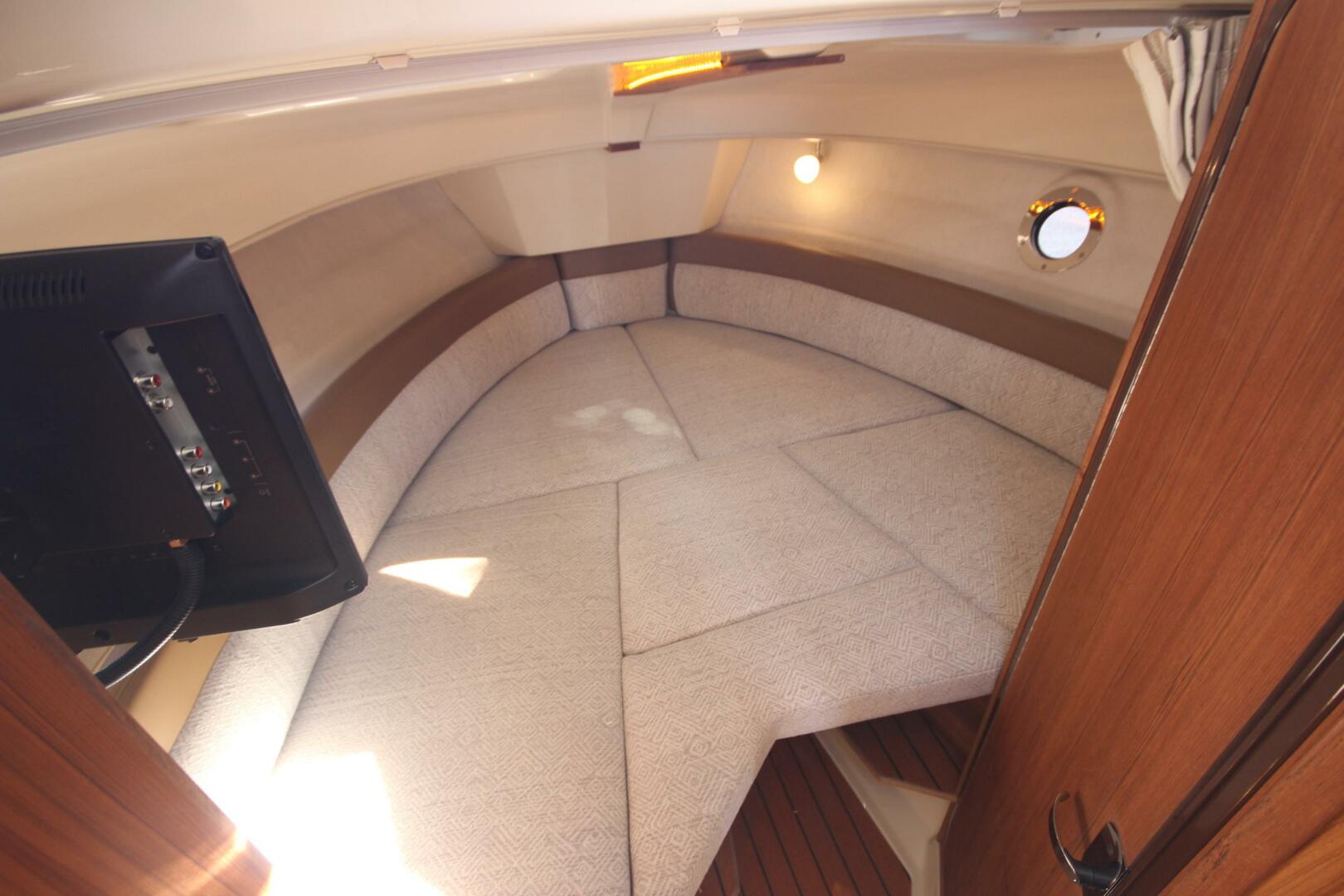 Slide: The Image of Ranger Tug R-25 Luxury Edition 2025 - 5594817