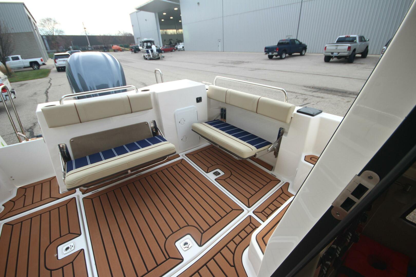 Slide: The Image of Ranger Tug R-25 Luxury Edition w/ Custom Aluminum Trailer 2023 - 5182673