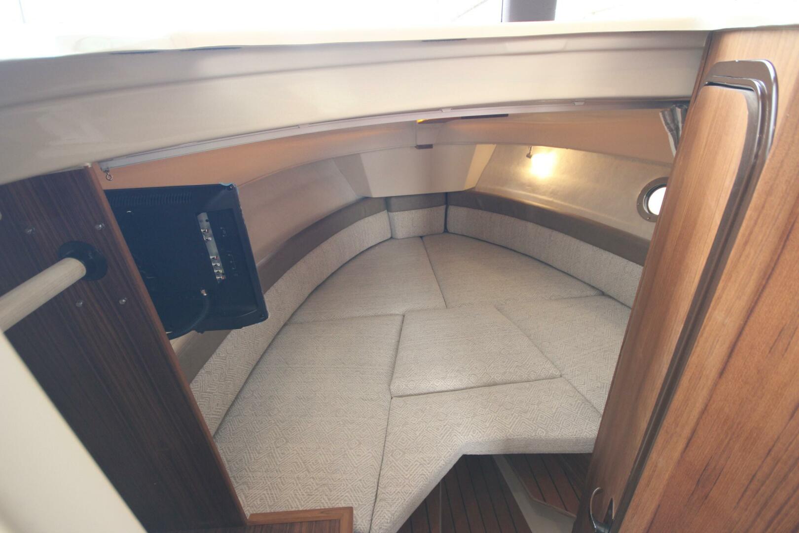 Slide: The Image of Ranger Tug R-25 Luxury Edition w/ Custom Aluminum Trailer 2023 - 5182679