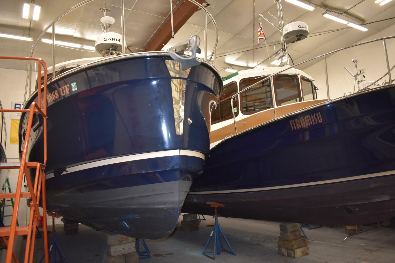 Slide: The Image of Ranger Tug R-27 LE 2019 - 5157088