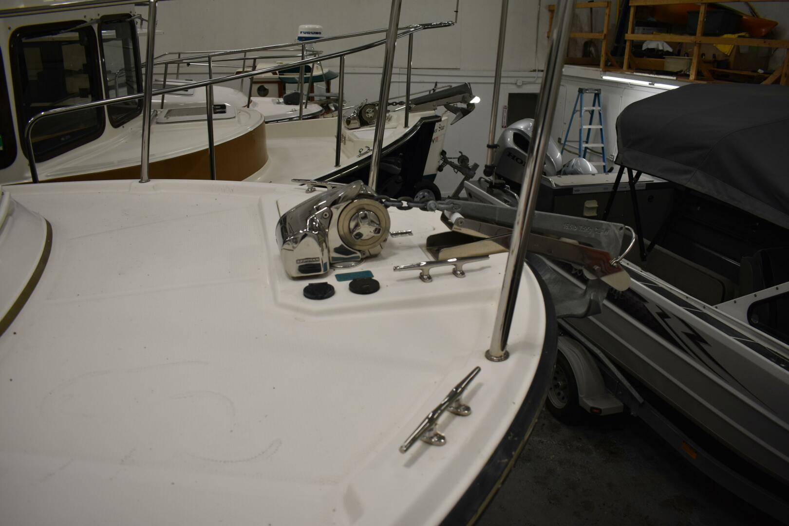 Slide: The Image of Ranger Tug R-27 LE 2019 - 5157090