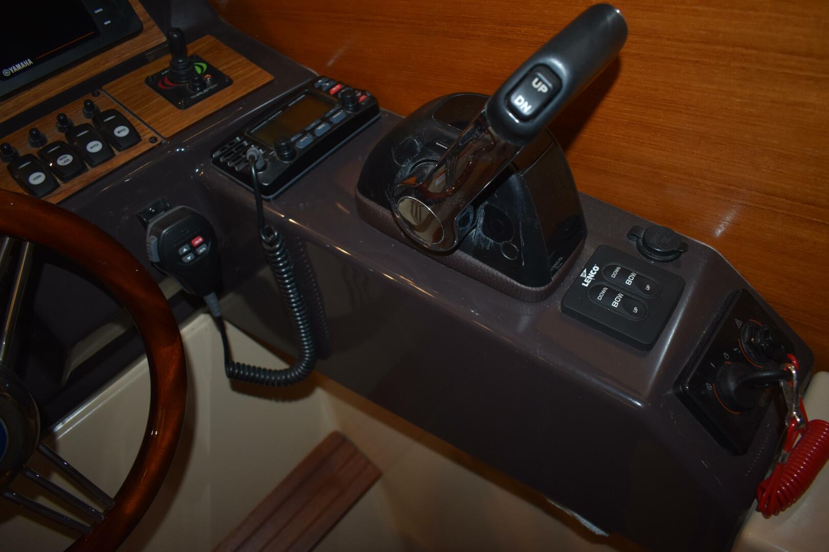 Slide: The Image of Ranger Tug R-27 LE 2019 - 5157216