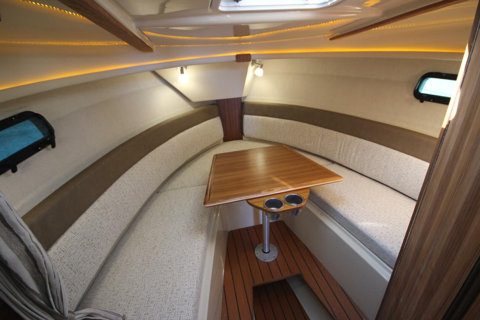 Slide: The Image of Ranger Tug R-27 Luxury Edition 2025 - 5157506