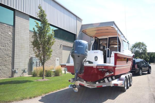 Slide: The Image of Ranger Tug R-27 Luxury Edition In Stock 2021 - 3