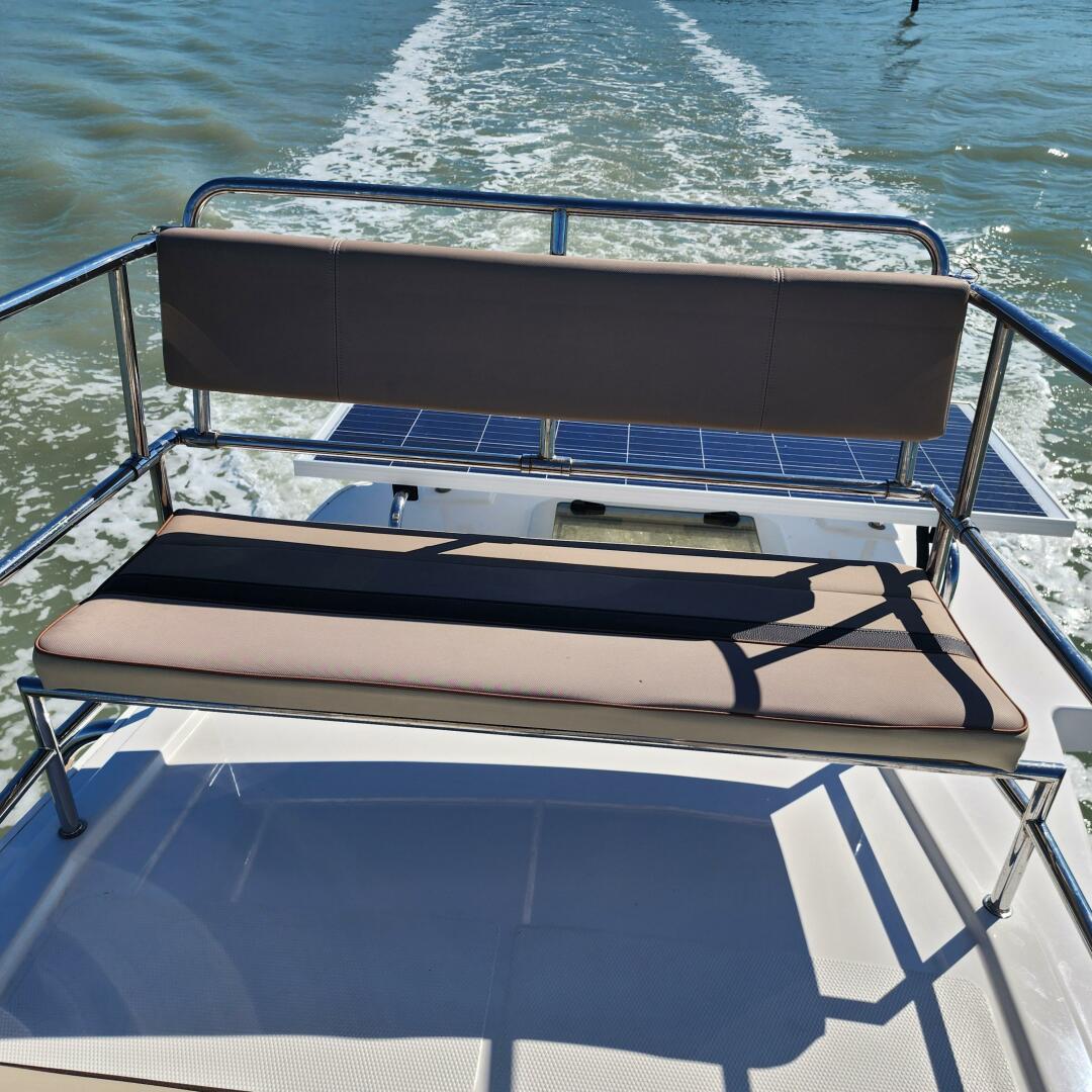 Slide: The Image of Ranger Tug R-29 CB 2019 - 5084349