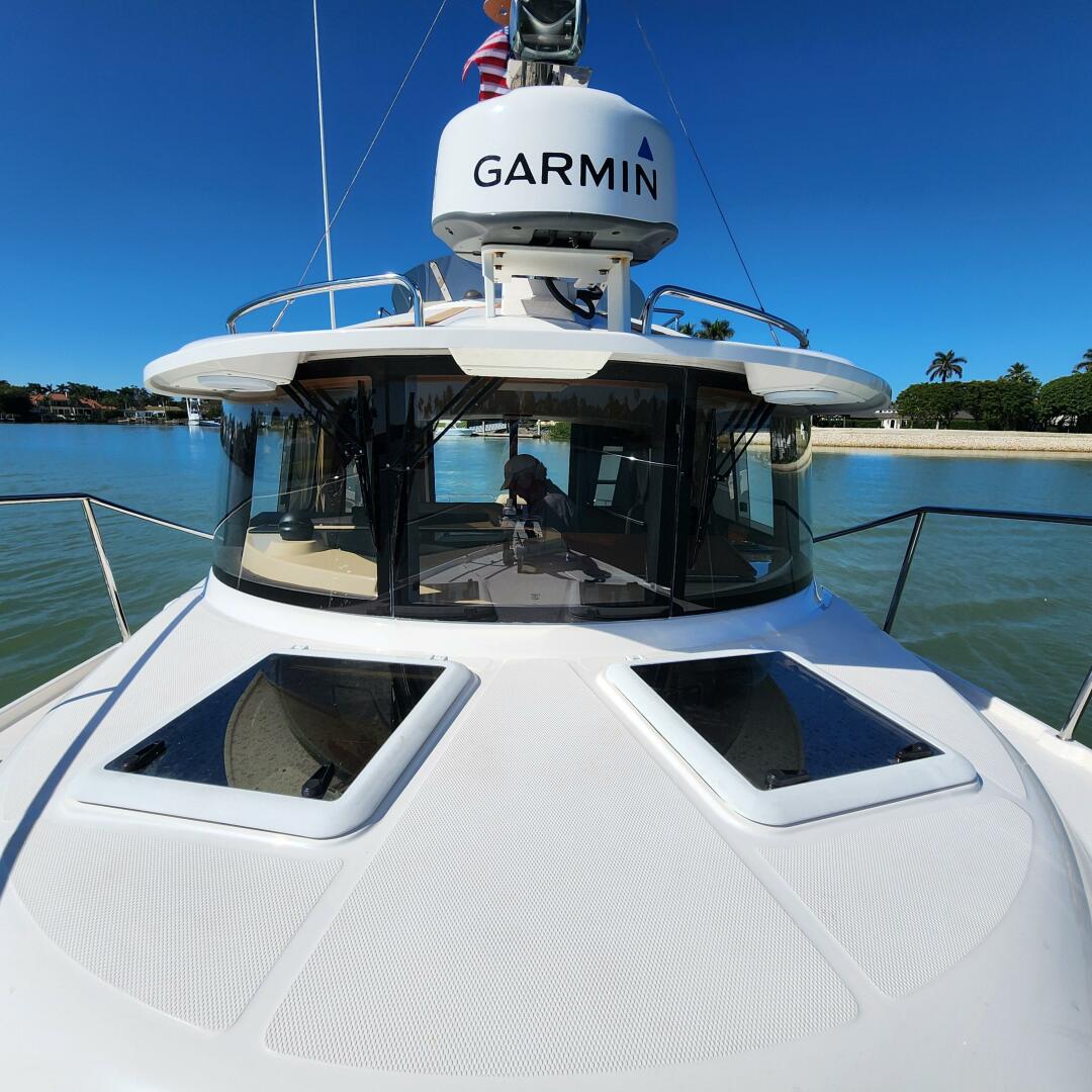 Slide: The Image of Ranger Tug R-29 CB 2019 - 5084389