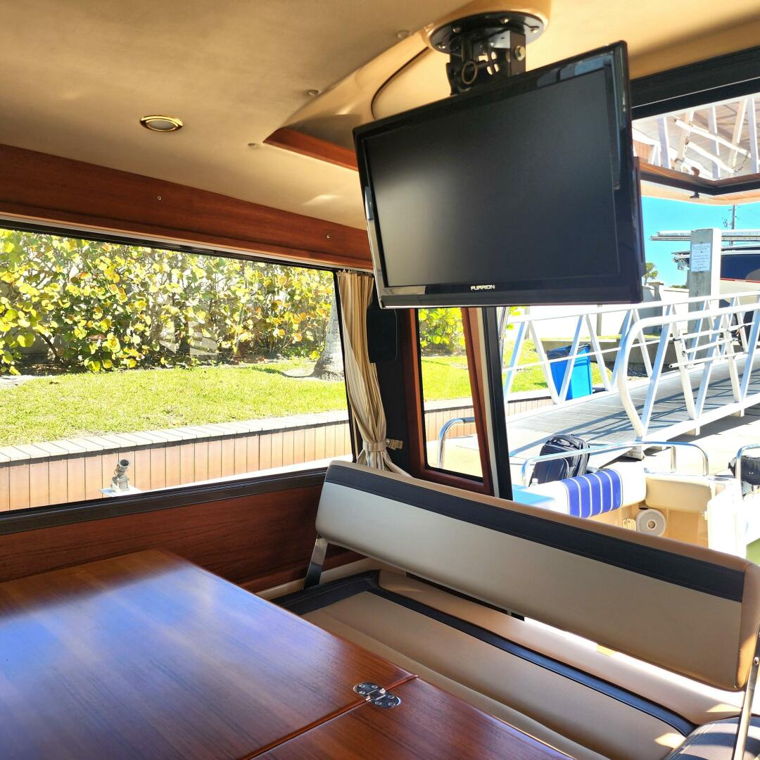 Slide: The Image of Ranger Tug R-29 CB 2019 - 5084448