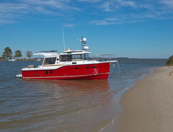 Slide: The Image of Ranger Tug R-29 Sedan Luxury Edition 2021 - 3