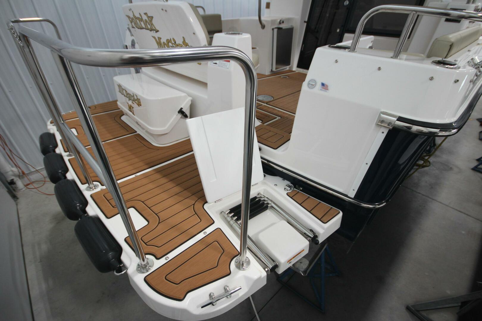 Slide: The Image of Ranger Tug R-29 Sedan Luxury Edition 2022 - 5312543