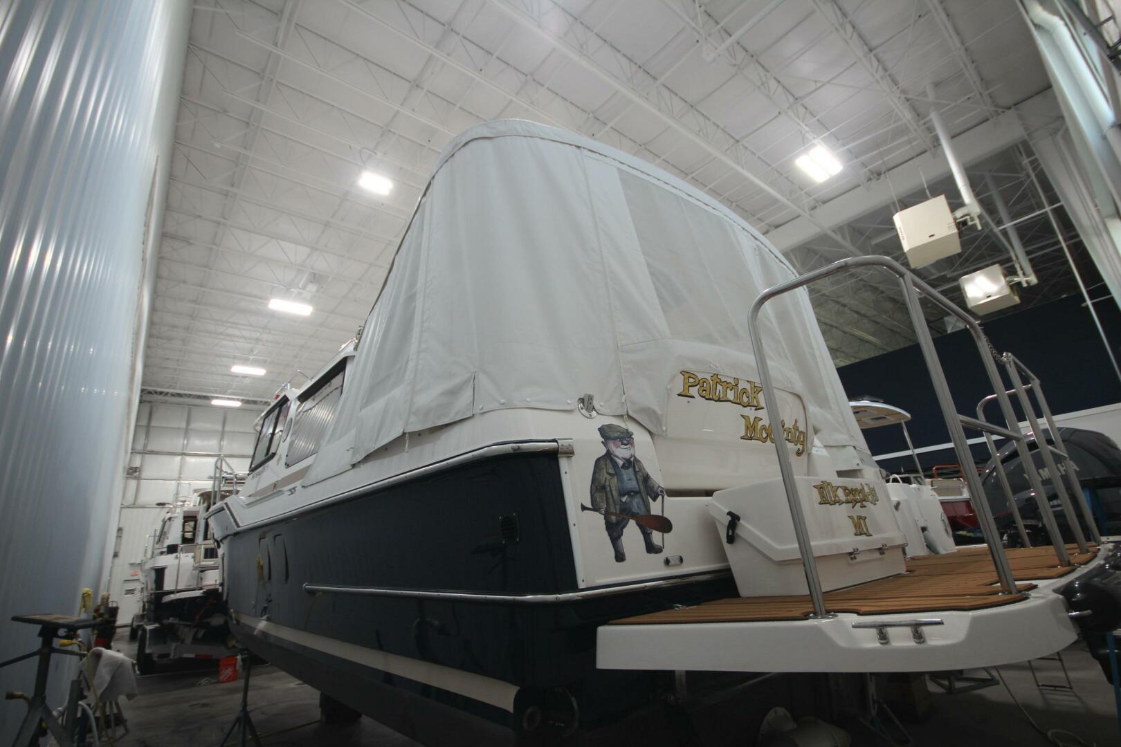 Slide: The Image of Ranger Tug R-29 Sedan Luxury Edition 2022 - 5312515