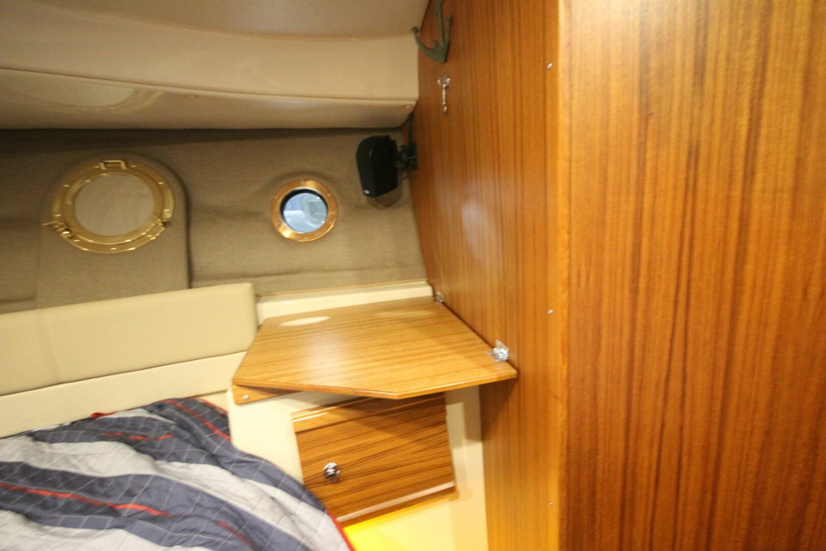 Slide: The Image of Ranger Tug R-29 Sedan Luxury Edition 2022 - 5312606