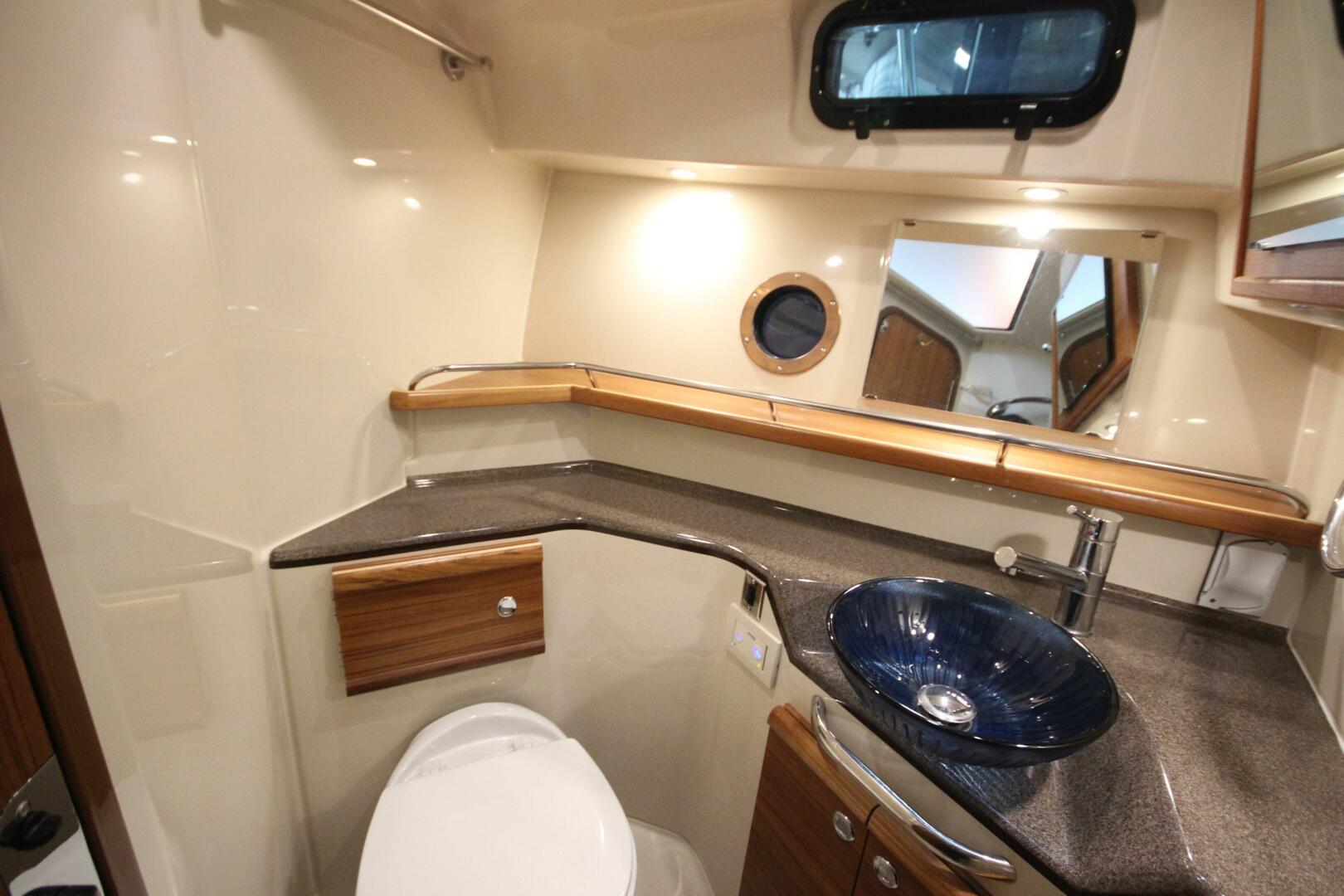 Slide: The Image of Ranger Tug R-29 Sedan Luxury Edition 2022 - 5312610