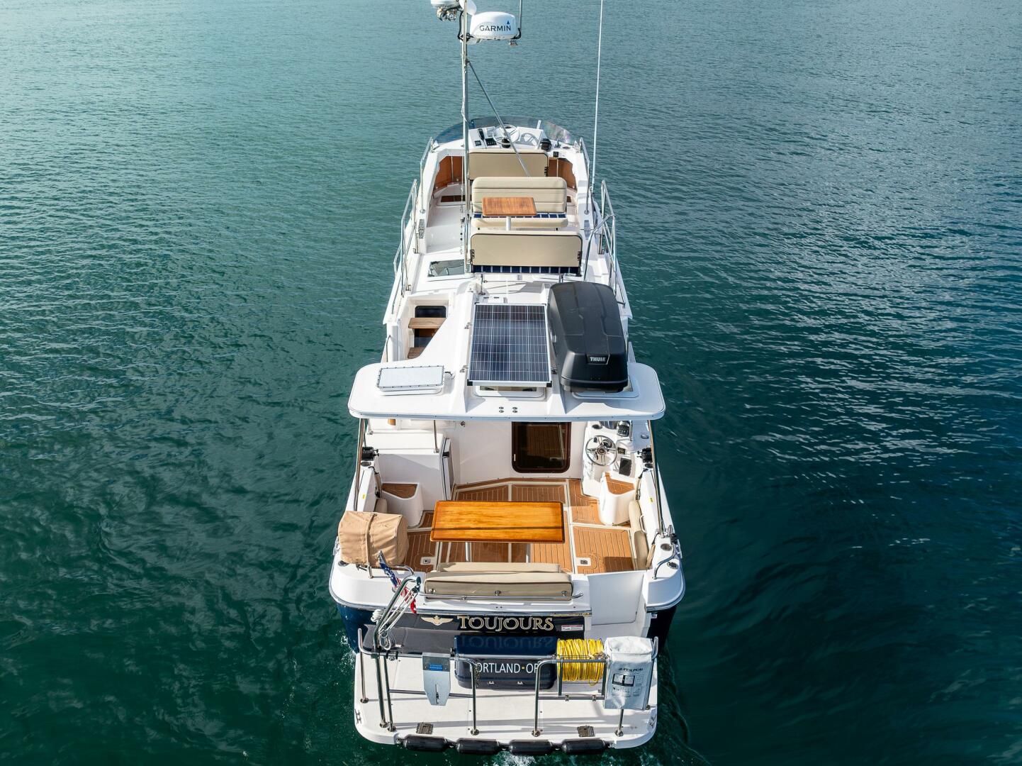 Slide: The Image of Ranger Tug R-31 CB 2021 - 4864352